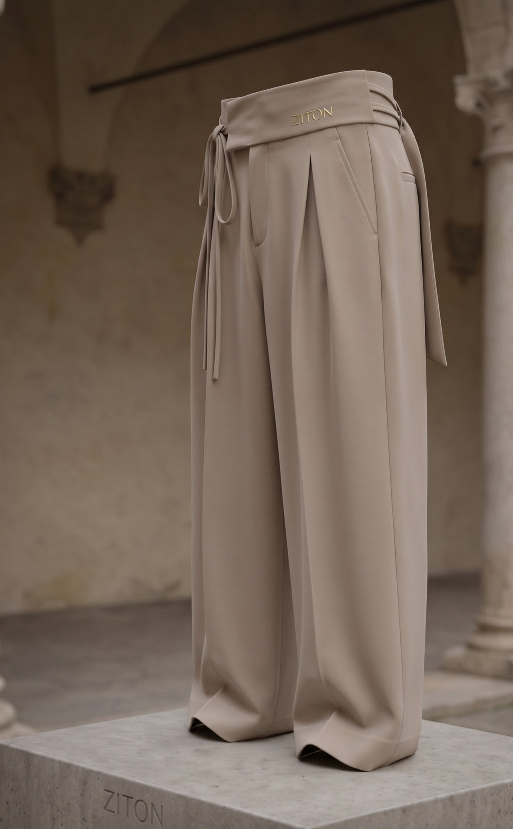 ZITON Signature Pleated Trouser