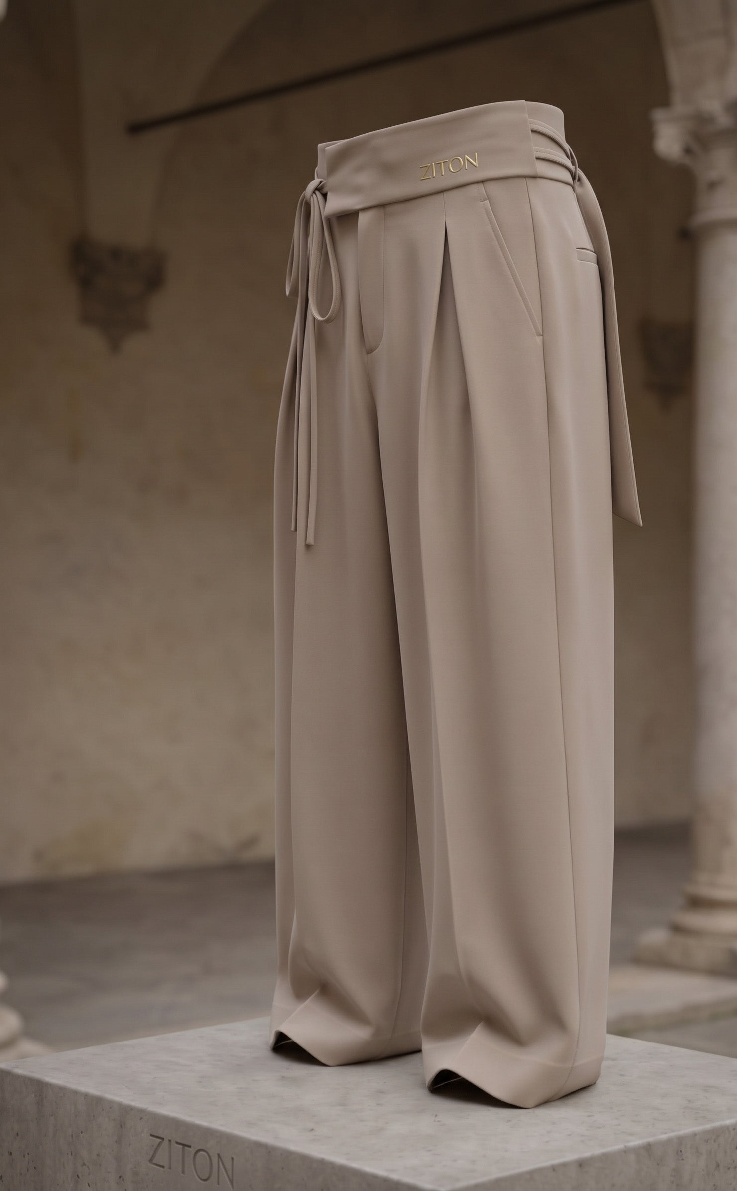 ZITON Signature Pleated Trouser